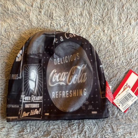NWT Coca-Cola Black Beanie - Picture 4 of 5